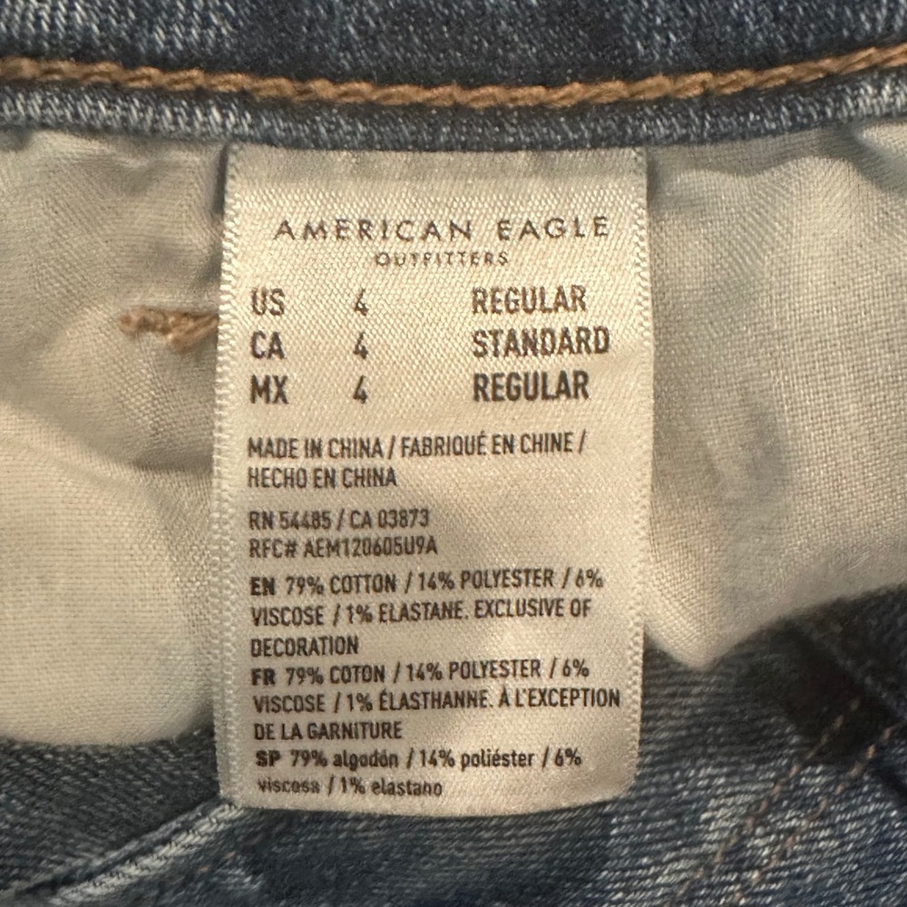 American Eagle Mom Jean Womens 4 Regular Medium Wash High Rise Stretch Denim - Picture 4 of 10